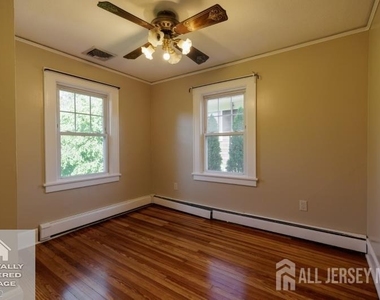 606 N Washington Avenue N - Photo Thumbnail 24
