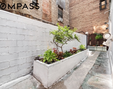 862 W End Avenue - Photo Thumbnail 3