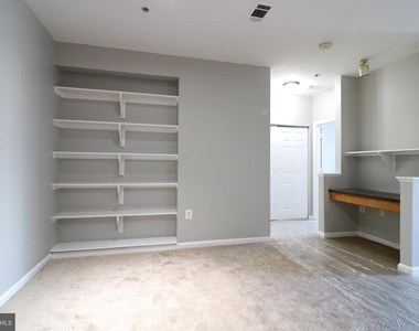 5117 Travis Edward Way - Photo Thumbnail 8