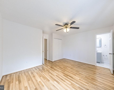 2232 Southgate Square - Photo Thumbnail 6