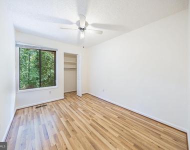 2232 Southgate Square - Photo Thumbnail 17