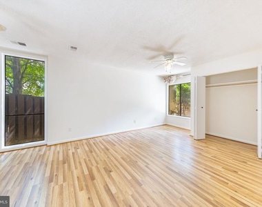 2232 Southgate Square - Photo Thumbnail 22