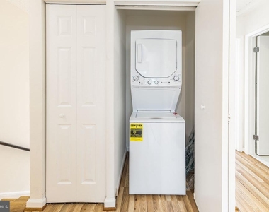 2232 Southgate Square - Photo Thumbnail 11