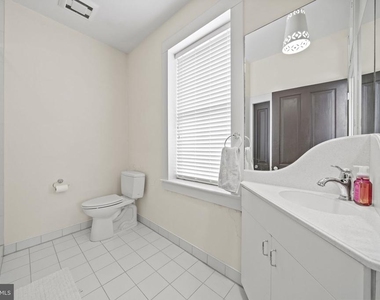 415 William - Photo Thumbnail 11