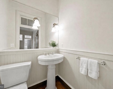 415 William - Photo Thumbnail 3