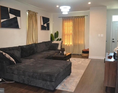 1015 Rampart Drive - Photo Thumbnail 12