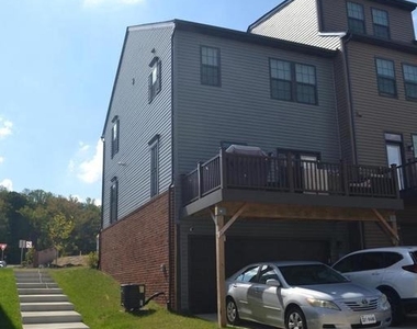 1015 Rampart Drive - Photo Thumbnail 41