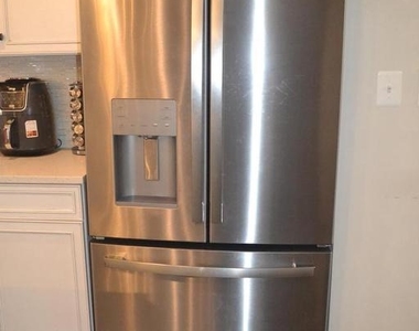 1015 Rampart Drive - Photo Thumbnail 3