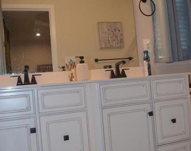 1015 Rampart Drive - Photo Thumbnail 20