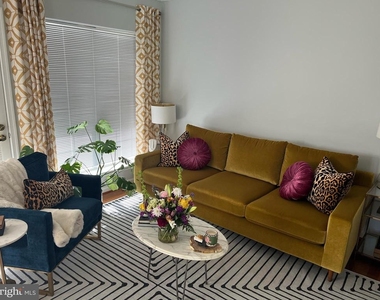 4561 Strutfield Lane - Photo Thumbnail 7
