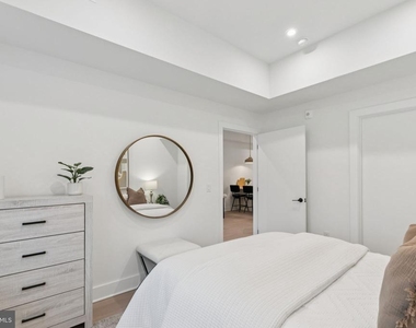 20 W Allens Lane - Photo Thumbnail 15