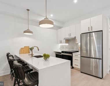 20 W Allens Lane - Photo Thumbnail 8