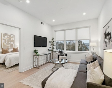 20 W Allens Lane - Photo Thumbnail 19