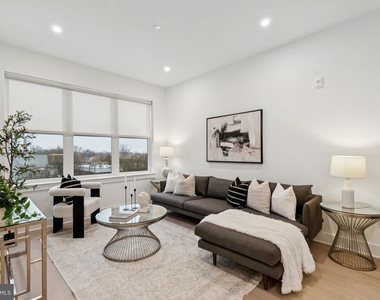 20 W Allens Lane - Photo Thumbnail 2
