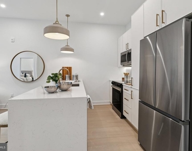 20 W Allens Lane - Photo Thumbnail 18