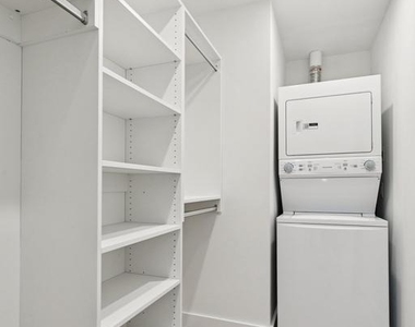 20 W Allens Lane - Photo Thumbnail 14