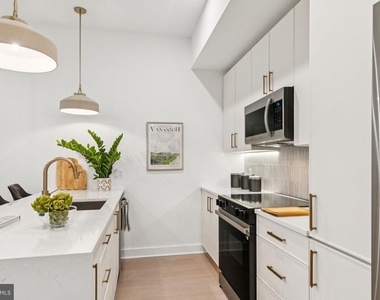 20 W Allens Lane - Photo Thumbnail 31