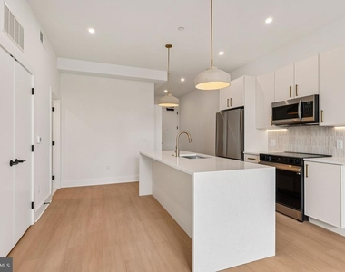 20 W Allens Lane - Photo Thumbnail 2