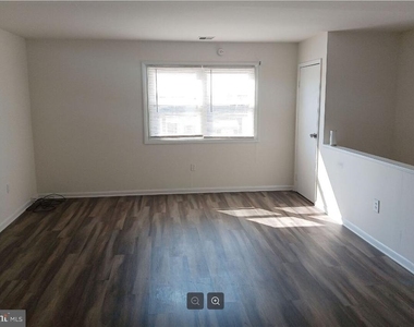 5304 Jackson Street - Photo Thumbnail 2