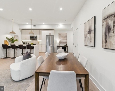20 W Allens Lane - Photo Thumbnail 9