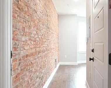 4139 W Girard Avenue - Photo Thumbnail 9