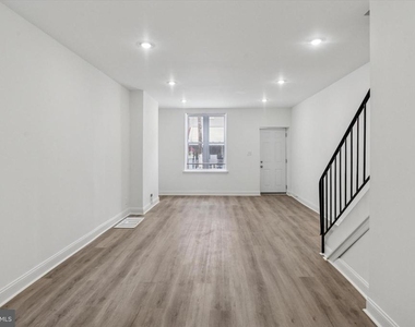 1761 N Newkirk Street - Photo Thumbnail 4
