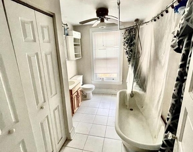 3650 Calumet Street - Photo Thumbnail 11