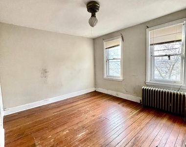 3650 Calumet Street - Photo Thumbnail 7