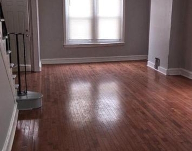 1601 S Lecount Street - Photo Thumbnail 5