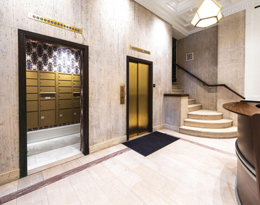 600 Woodward Avenue - Photo Thumbnail 4