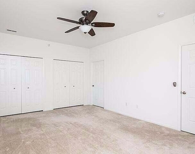 856 W Summerfield Glen Circle - Photo Thumbnail 11