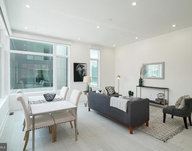 142r S Front Street - Photo Thumbnail 7