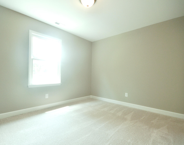 3516 Casine Court - Photo Thumbnail 9