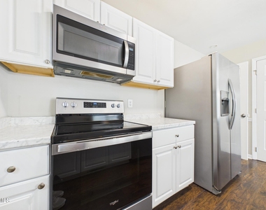 3516 Casine Court - Photo Thumbnail 32