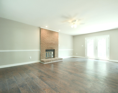3516 Casine Court - Photo Thumbnail 3