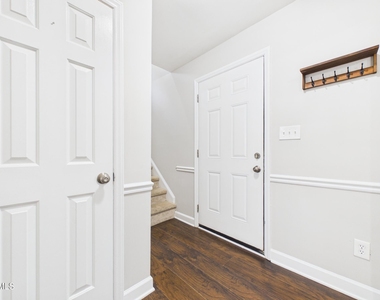 3516 Casine Court - Photo Thumbnail 4