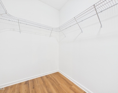 2111 Kudrow Lane - Photo Thumbnail 25