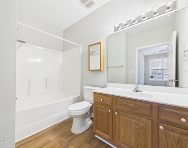 2111 Kudrow Lane - Photo Thumbnail 21