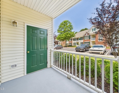 2111 Kudrow Lane - Photo Thumbnail 36