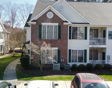 2111 Kudrow Lane - Photo Thumbnail 12
