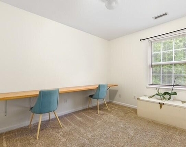 9 Tarrywood Court - Photo Thumbnail 15