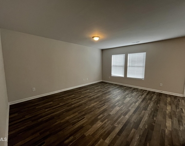 46 E Boulder Road - Photo Thumbnail 2