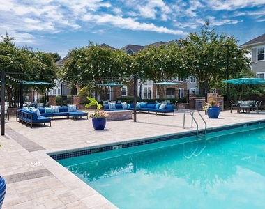 100 Village Crossing Drive - Photo Thumbnail 13