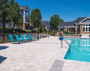 100 Village Crossing Drive - Photo Thumbnail 11