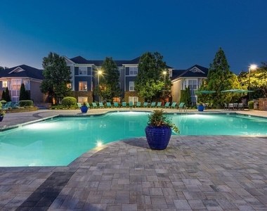 100 Village Crossing Drive - Photo Thumbnail 8