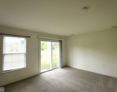 431 Williamson Court - Photo Thumbnail 6