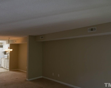 109 Scott Lane - Photo Thumbnail 5