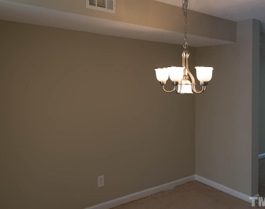 109 Scott Lane - Photo Thumbnail 2
