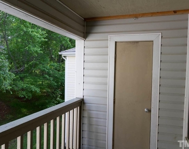 109 Scott Lane - Photo Thumbnail 12