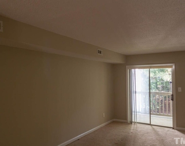 109 Scott Lane - Photo Thumbnail 4